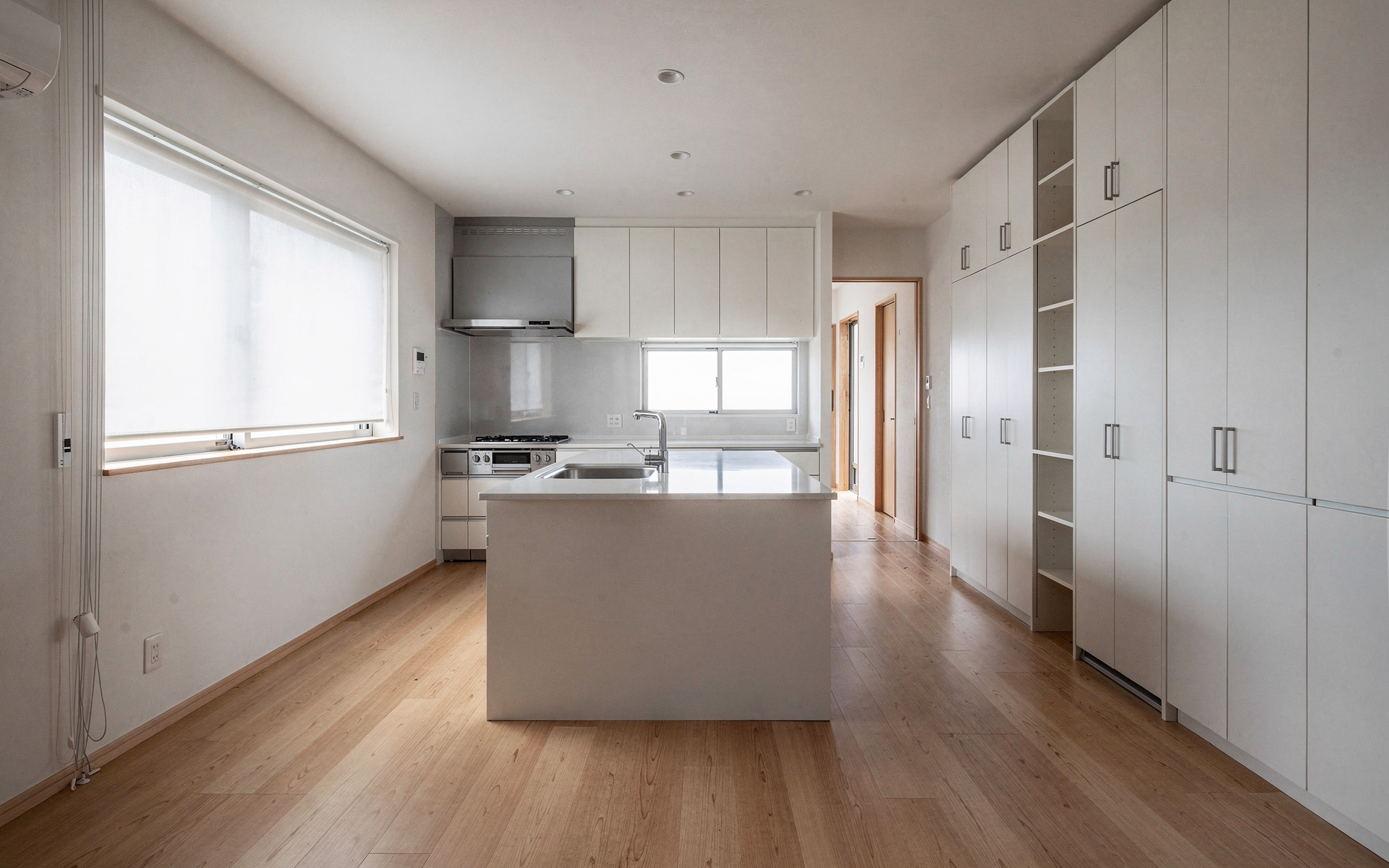 二世帯が気持ちよく暮らせる分離動線の家